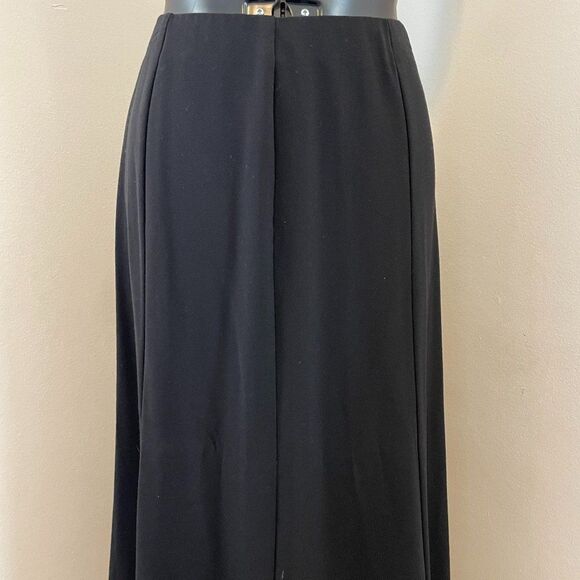 Kim Rogers Maxie Lightweight Black Skirt Womens Size 8 - Picture 3 of 4